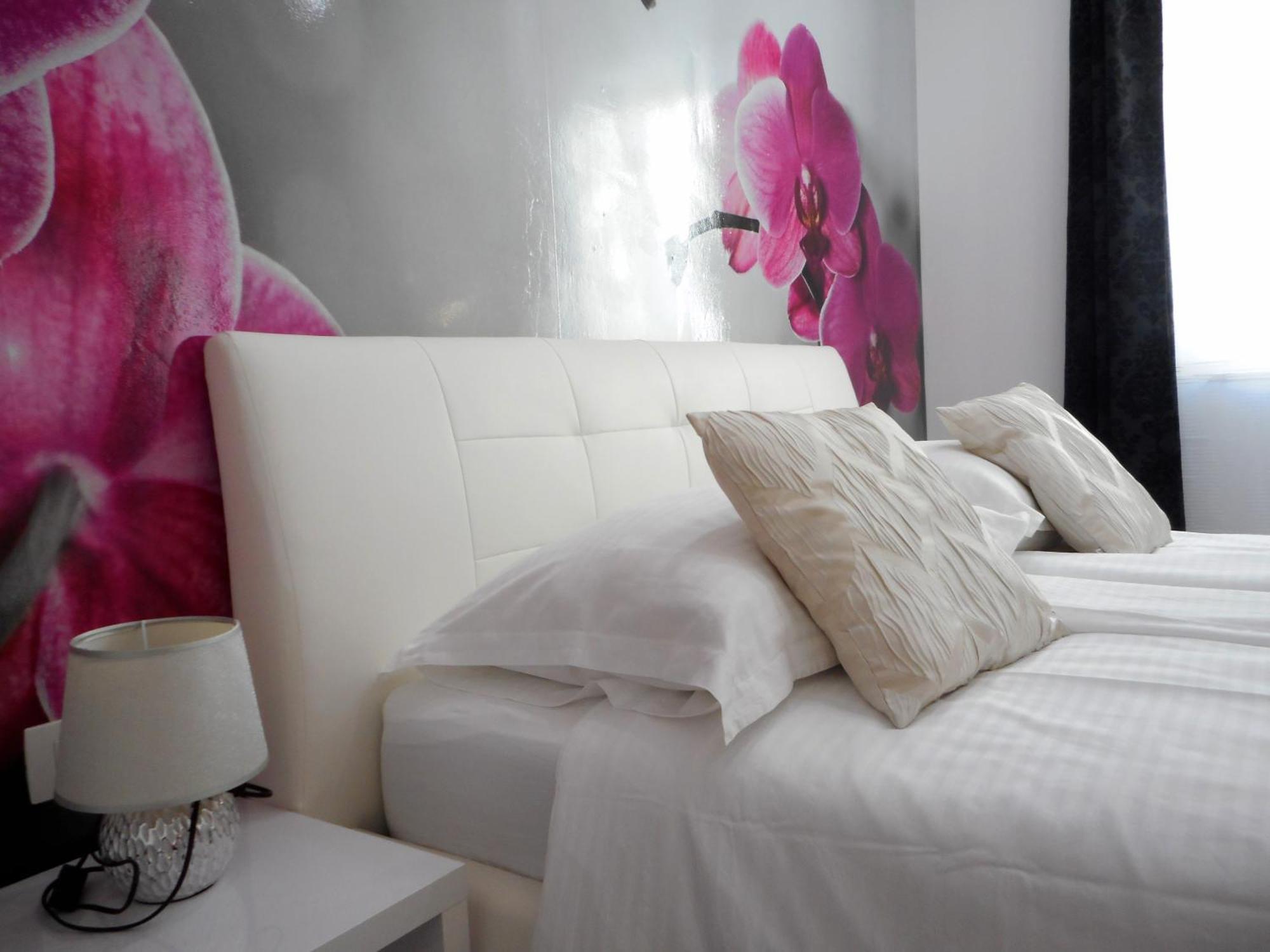 Palladium City Center Apartments มาคาร์สกา ห้อง รูปภาพ