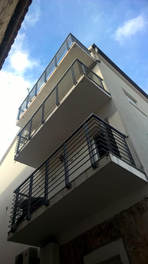 Palladium City Center Apartments มาคาร์สกา ภายนอก รูปภาพ